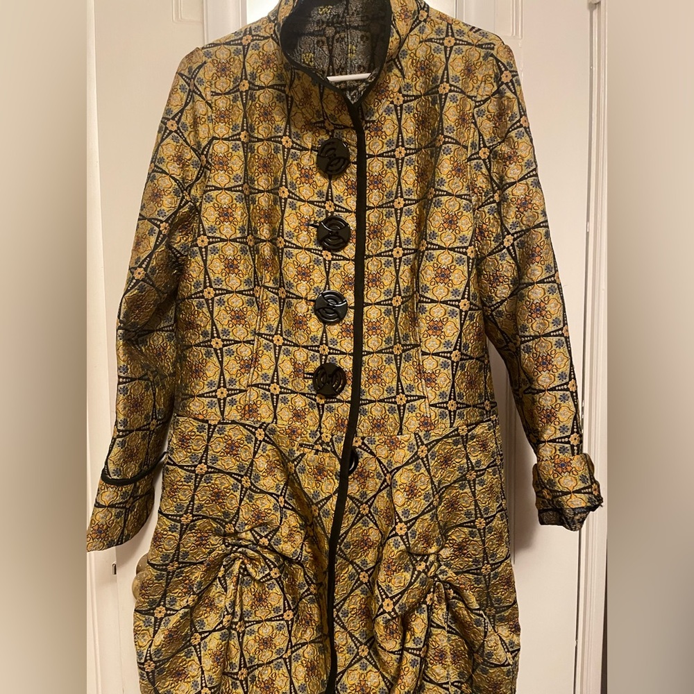 An Wren jacket, reversible